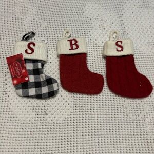 Mini Cable Knit Sweater Stockings (2) One Plaid